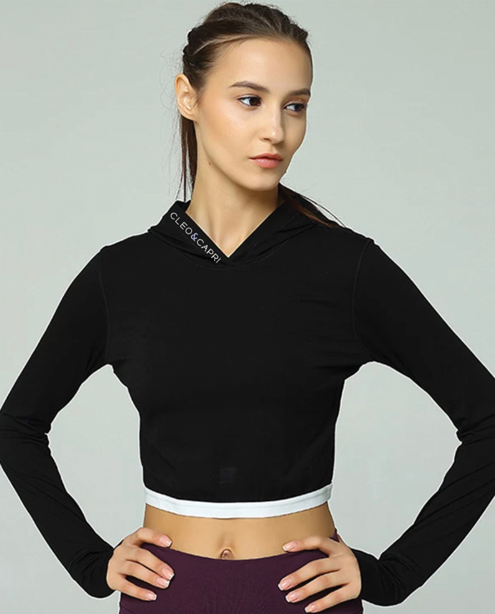 Skating crop hooded popover